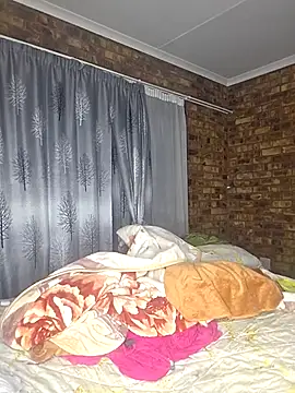 Snapshot of Galcraze chatting on February 26, 2026, 12:10 am Galcraze online show from February 26, 2026, 12:10 am