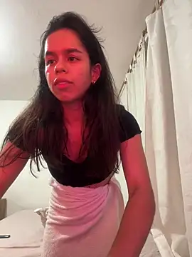 xlovelygirlx online show from March 1, 2025, 12:07 am