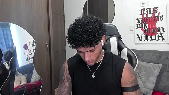 Alessandro Vanni online show from January 19, 2026, 2:21 pm