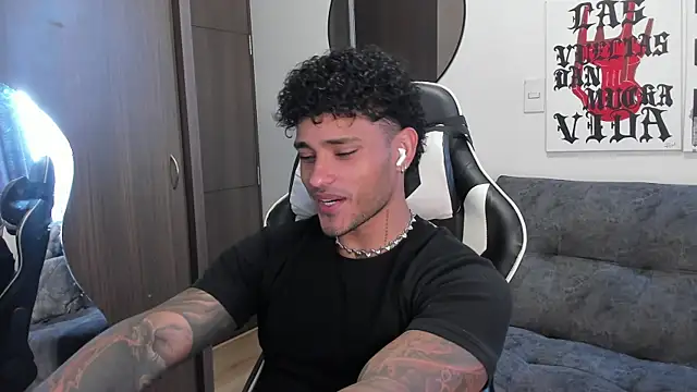 Alessandro Vanni online show from December 20, 2025, 3:15 pm