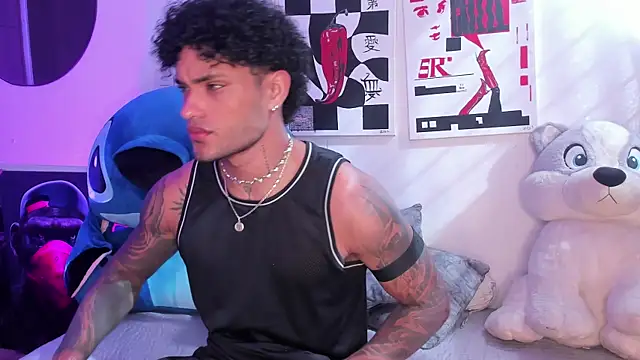 Alessandro Vanni online show from May 9, 2026, 1:36 pm