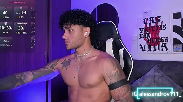 Snapshot of Alessandro_Vanni chatting on March 25, 2026, 2:01 am Alessandro Vanni online show from March 25, 2026, 2:01 am