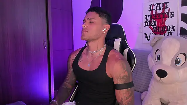 Alessandro Vanni online show from June 16, 2026, 2:17 pm