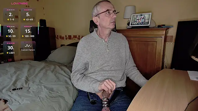 Snapshot of legaulois4691 chatting on March 12, 2025, 2:45 pm legaulois4691 online show from March 12, 2025, 2:45 pm