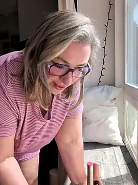 Snapshot of Canadian_BBW chatting on March 13, 2026, 8:47 pm Canadian BBW online show from March 13, 2026, 8:47 pm