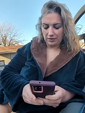 Snapshot of Canadian_BBW chatting on March 1, 2026, 10:10 pm Canadian BBW online show from March 1, 2026, 10:10 pm