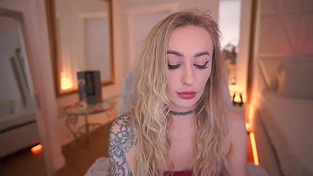 Snapshot of GraceCandy chatting on February 10, 2026, 10:42 pm GraceCandy online show from February 10, 2026, 10:42 pm