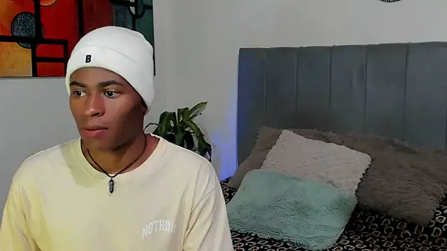 CrissBrownxxx online show from October 22, 2025, 1:27 am