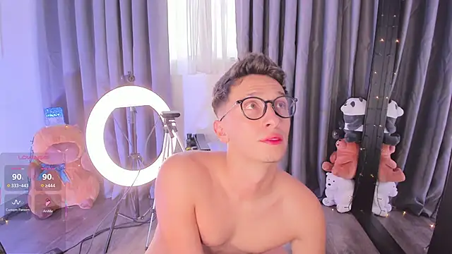 Thiago jones online show from September 29, 2025, 8:58 pm