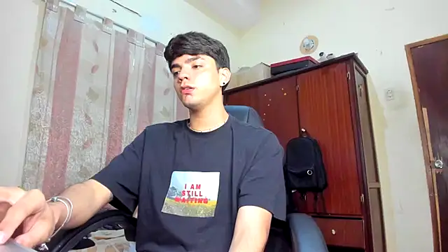 Snapshot of dylancrugerx chatting on December 30, 2024, 9:08 pm dylancrugerx online show from December 30, 2024, 9:08 pm