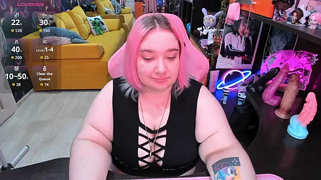 Snapshot of Softie_Sofy chatting on June 13, 2026, 2:42 am Softie Sofy online show from June 13, 2026, 2:42 am