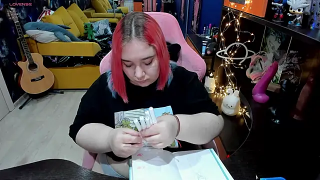 Softie Sofy online show from March 20, 2025, 9:15 am