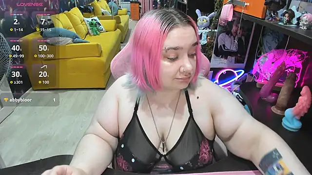 Snapshot of Softie_Sofy chatting on June 11, 2026, 2:44 am Softie Sofy online show from June 11, 2026, 2:44 am