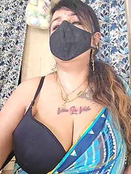 cute-tanvi online show from September 27, 2025, 1:56 am