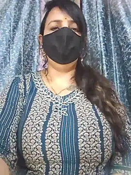 Snapshot of cute-tanvi chatting on July 3, 2026, 12:28 am cute-tanvi online show from July 3, 2026, 12:28 am