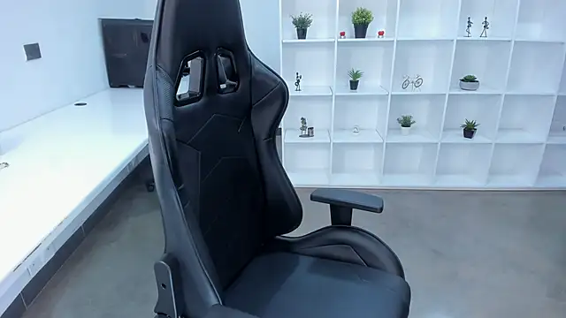 natural bigboobs online show from October 29, 2025, 7:46 pm