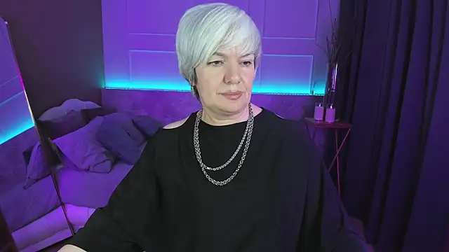 CarmenSoft online show from March 16, 2025, 3:58 am