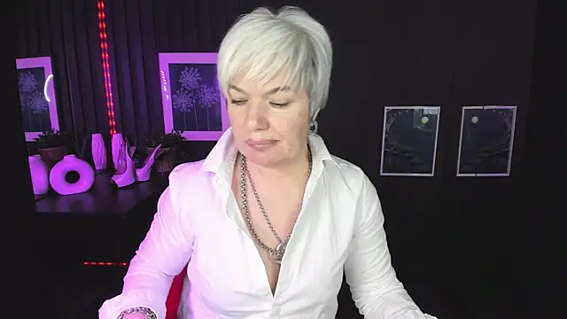 CarmenSoft online show from February 16, 2025, 12:19 am