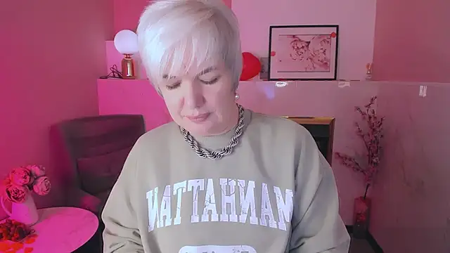 CarmenSoft online show from February 20, 2026, 8:44 pm