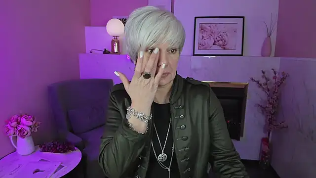 CarmenSoft online show from March 17, 2025, 8:51 pm