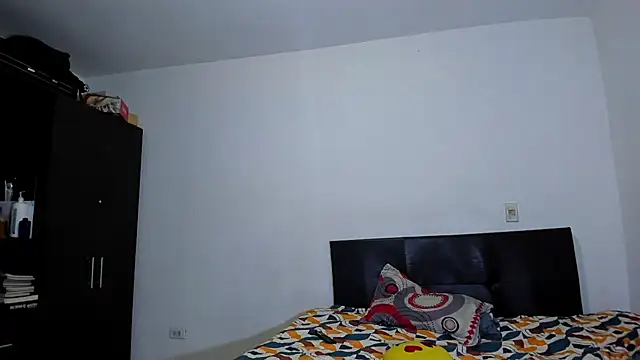 Snapshot of ares_sexxx chatting on February 15, 2026, 2:16 pm ares sexxx online show from February 15, 2026, 2:16 pm