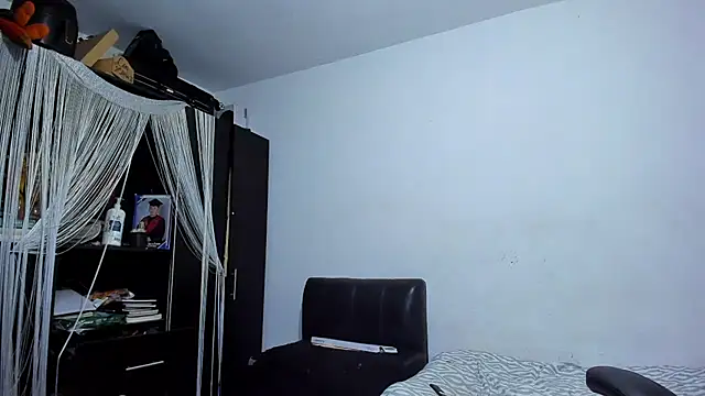 ares sexxx online show from July 21, 2026, 5:42 am