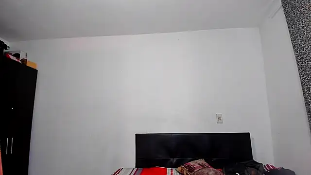 Snapshot of ares_sexxx chatting on March 15, 2026, 7:54 pm ares sexxx online show from March 15, 2026, 7:54 pm