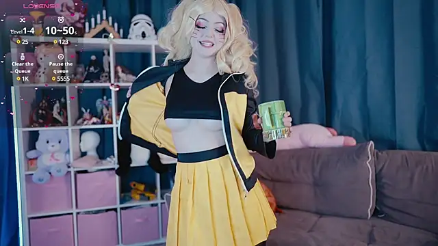 MadnessAlison online show from March 19, 2025, 7:06 pm