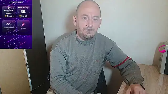 Snapshot of Johan___Barker chatting on July 13, 2026, 10:58 am Johan Barker online show from July 13, 2026, 10:58 am