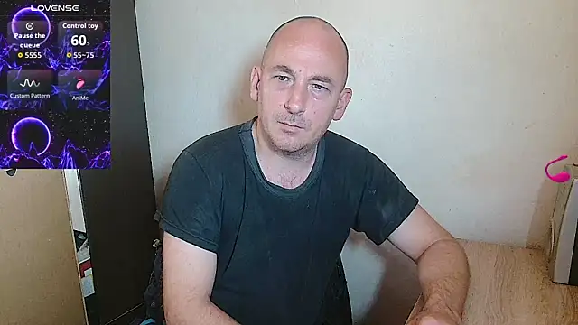 Snapshot of Johan___Barker chatting on June 10, 2026, 10:27 am Johan Barker online show from June 10, 2026, 10:27 am