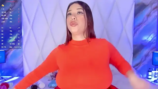 DanniaMonroee online show from May 11, 2026, 12:06 pm