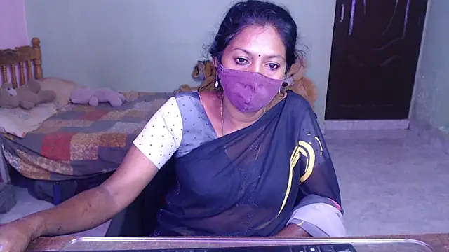 Snapshot of Novapol chatting on July 28, 2026, 5:45 pm Novapol online show from July 28, 2026, 5:45 pm