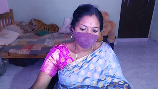 Snapshot of Novapol chatting on July 3, 2026, 5:58 am Novapol online show from July 3, 2026, 5:58 am