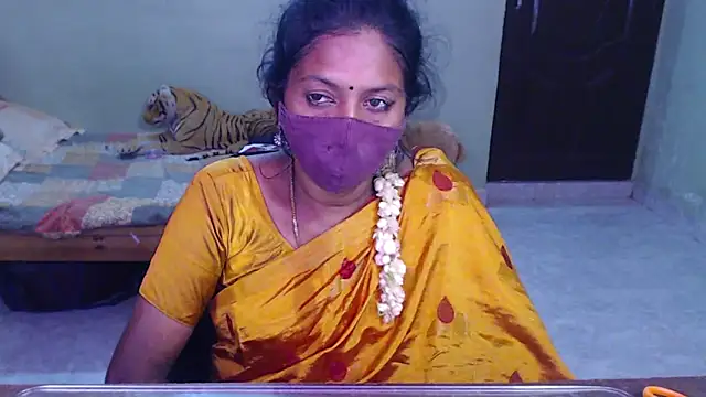 Snapshot of Novapol chatting on July 9, 2026, 1:54 pm Novapol online show from July 9, 2026, 1:54 pm