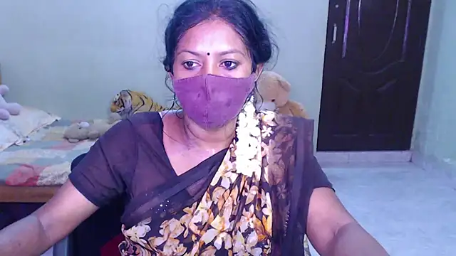 Snapshot of Novapol chatting on July 16, 2026, 6:16 pm Novapol online show from July 16, 2026, 6:16 pm