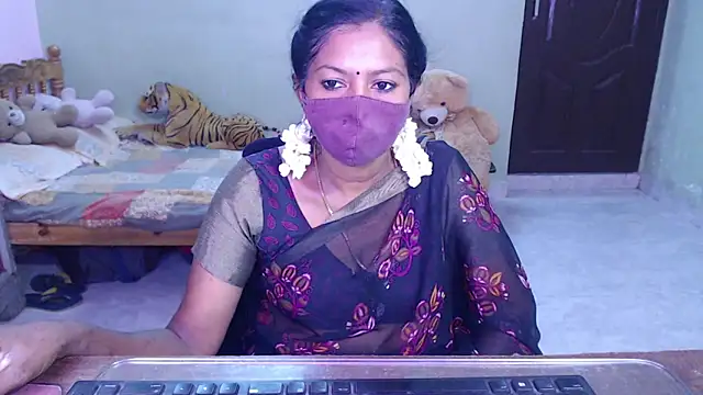 Snapshot of Novapol chatting on July 25, 2026, 12:00 pm Novapol online show from July 25, 2026, 12:00 pm