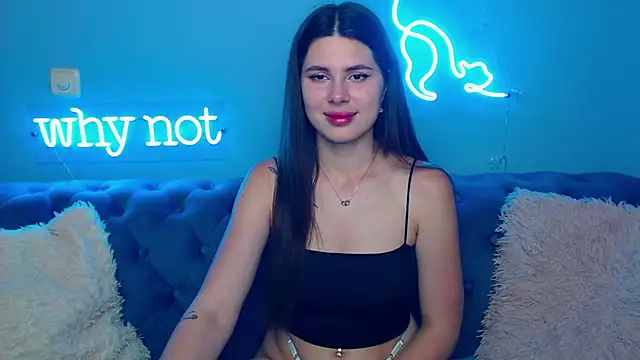 ViollinaLove online show from June 8, 2026, 4:46 am