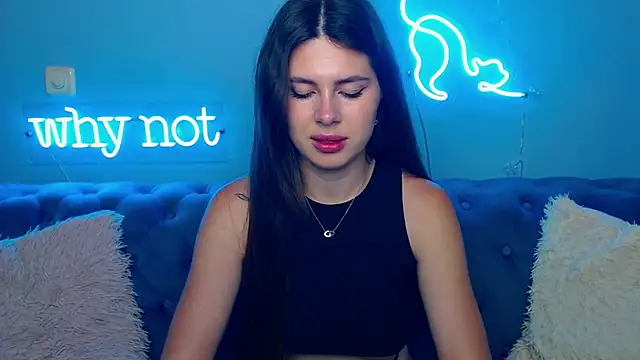 ViollinaLove online show from June 27, 2026, 4:51 am