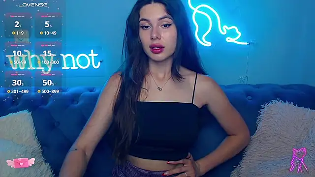 ViollinaLove online show from July 20, 2026, 4:42 am