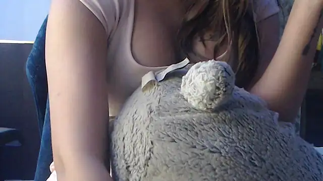 Snapshot of Tasty_Melody chatting on May 19, 2026, 5:20 pm Tasty Melody online show from May 19, 2026, 5:20 pm