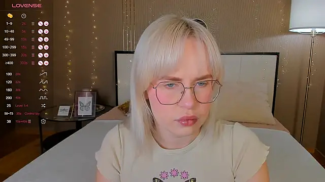 bellatip online show from October 28, 2025, 12:44 am