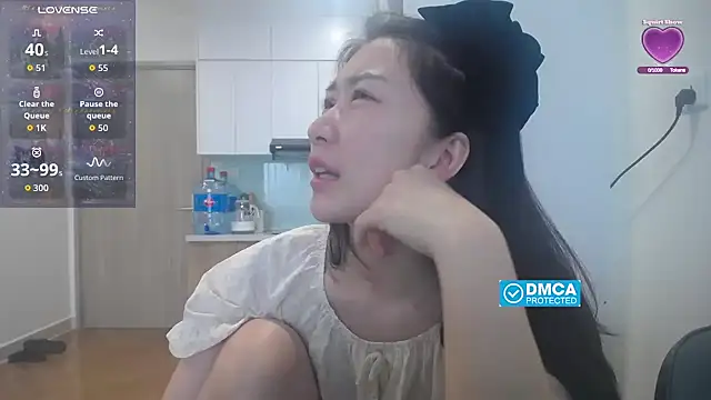 Asiagirll online show from December 22, 2025, 1:06 am