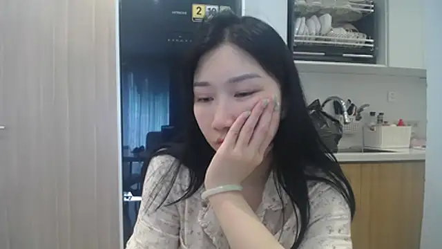 Asiagirll online show from July 28, 2026, 4:20 am
