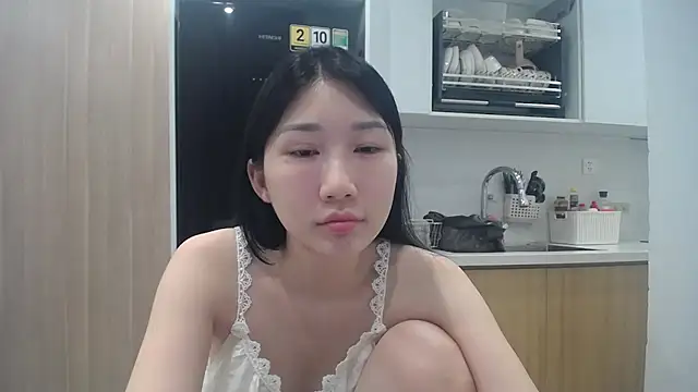 Asiagirll online show from July 17, 2026, 3:53 pm