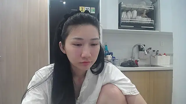 Asiagirll online show from July 28, 2026, 4:39 pm