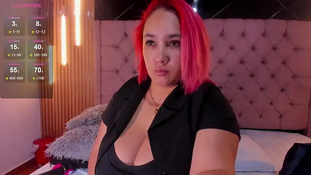 Eva MilfF online show from February 11, 2026, 12:49 pm