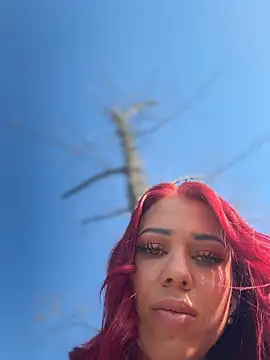 Snapshot of Pia_July_ chatting on March 7, 2026, 12:21 pm Pia July online show from March 7, 2026, 12:21 pm