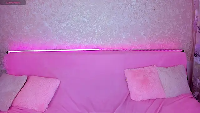 Snapshot of Lolly_Jane chatting on March 12, 2025, 6:11 pm Lolly Jane online show from March 12, 2025, 6:11 pm