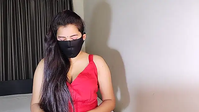 Snapshot of YourLovelyQueen chatting on February 14, 2025, 5:14 pm YourLovelyQueen online show from February 14, 2025, 5:14 pm