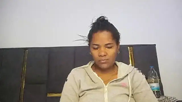 aleixane online show from June 18, 2026, 2:22 pm